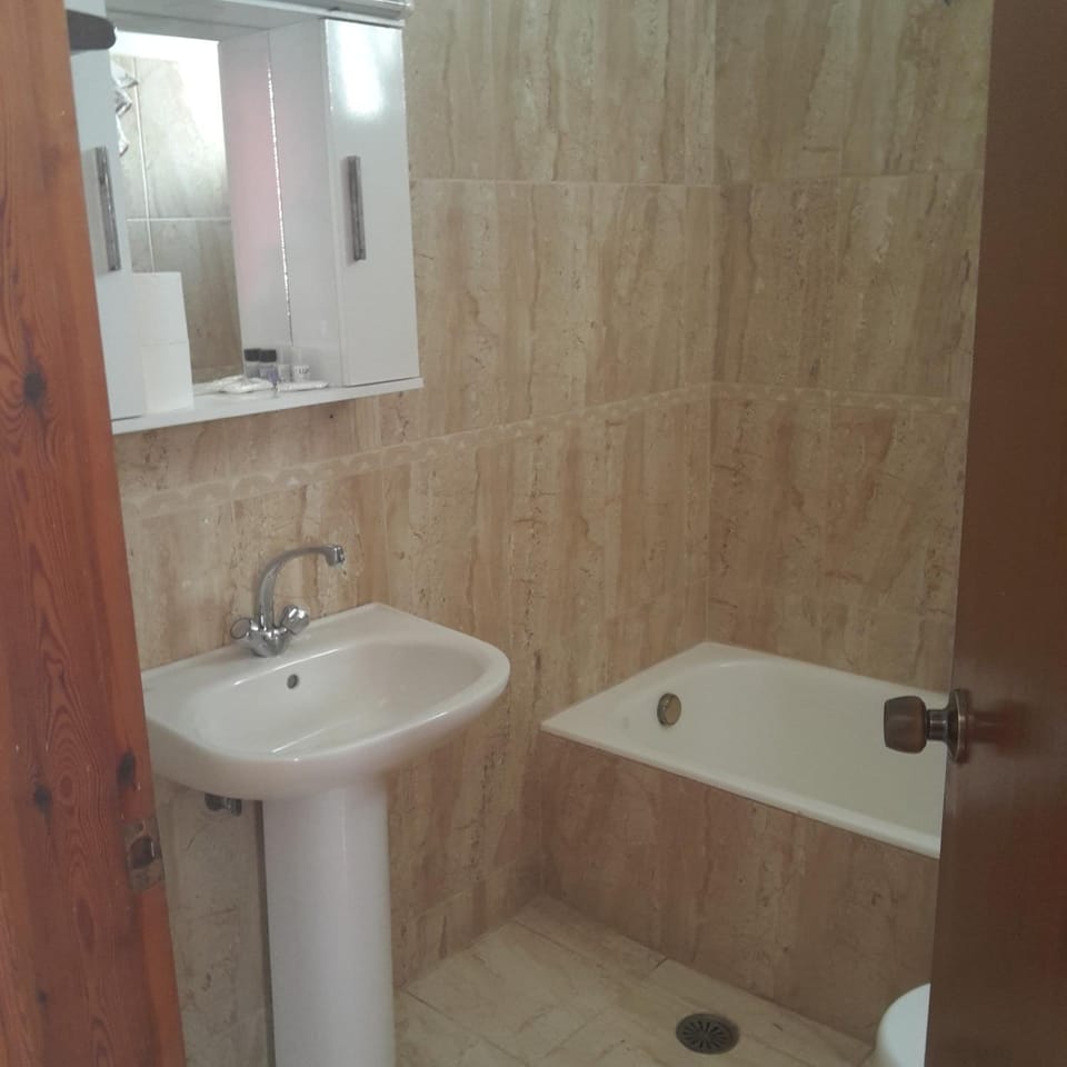 Apostolis studios Pefki Lindos Rhodes Apartment hotel in Rhodes, Greece
