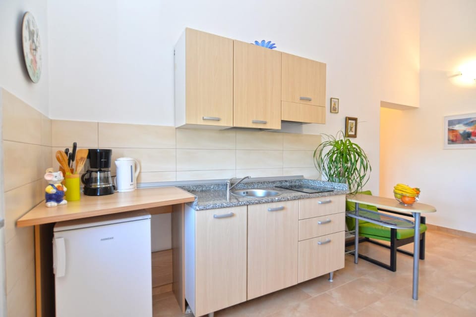 Apartments Bernarda 1773 Apartment in Banjole
