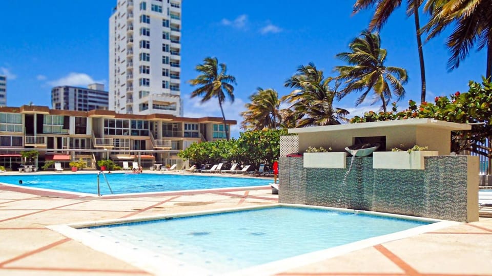 Floor plan, Swimming pool