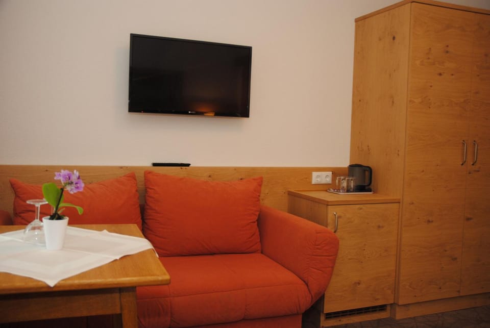 Gästehaus Rieser Bed and Breakfast in Mayrhofen