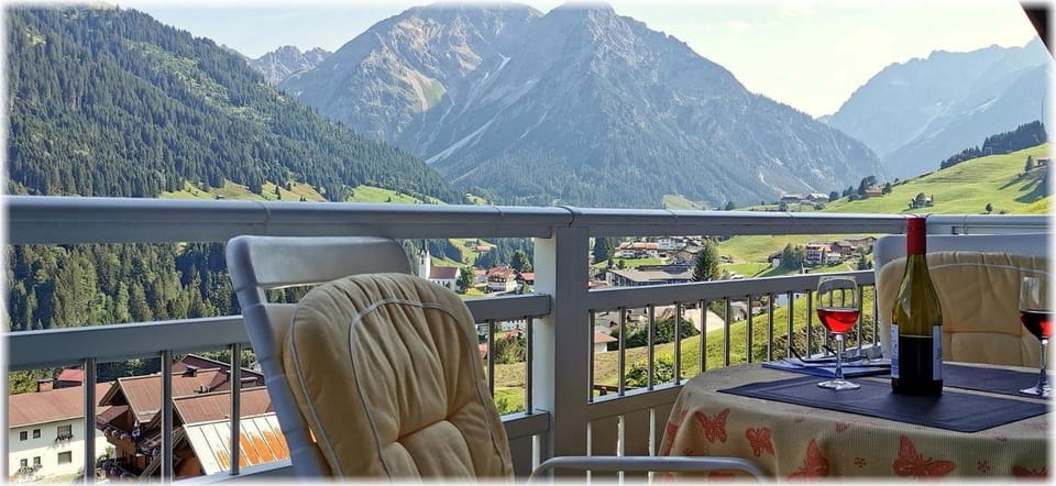 View (from property/room), Balcony/Terrace