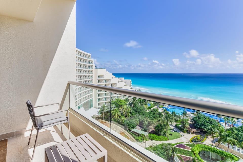 Spring, Day, Natural landscape, Winter, Summer, View (from property/room), Balcony/Terrace, Beach, Autumn, Sea view, Seasons
