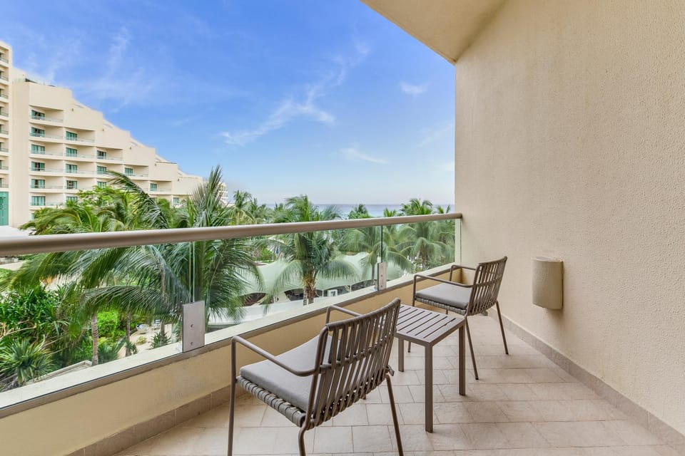 Patio, Spring, Day, Winter, Summer, View (from property/room), Balcony/Terrace, Seating area, Autumn