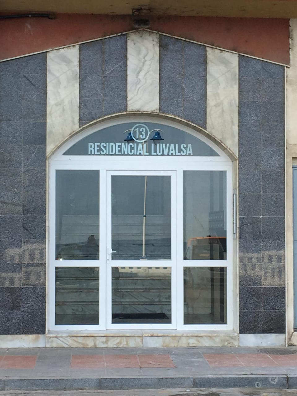 Facade/entrance