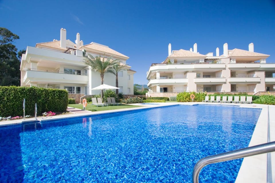Appt 401-3-Bed-Heaven Beach-Paseo-All year heated pool-Free Bikes Apartment in Costa del Sol