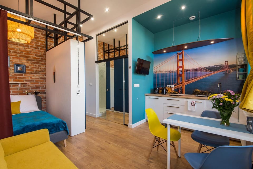 Kitchen or kitchenette, Living room, Dining area, Bedroom