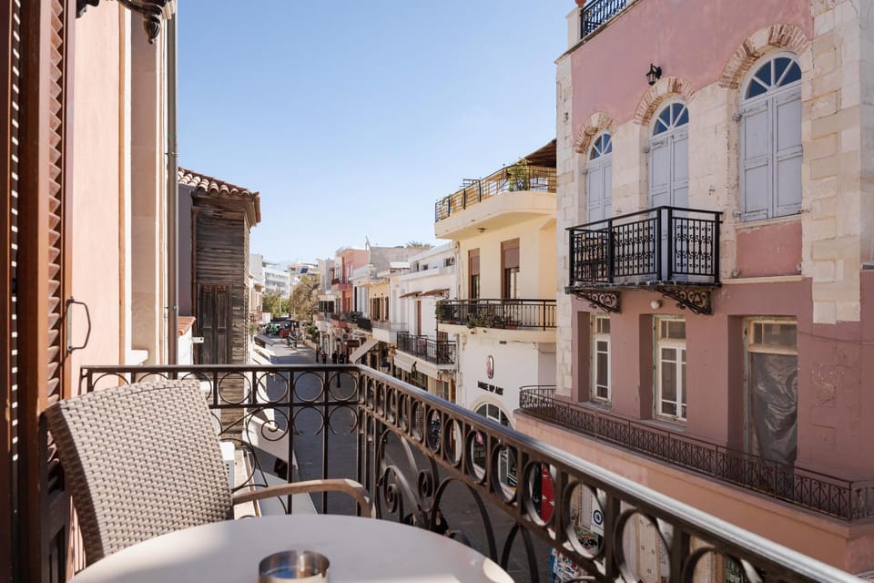 Day, View (from property/room), Balcony/Terrace, City view