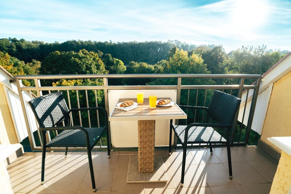 View (from property/room), Balcony/Terrace