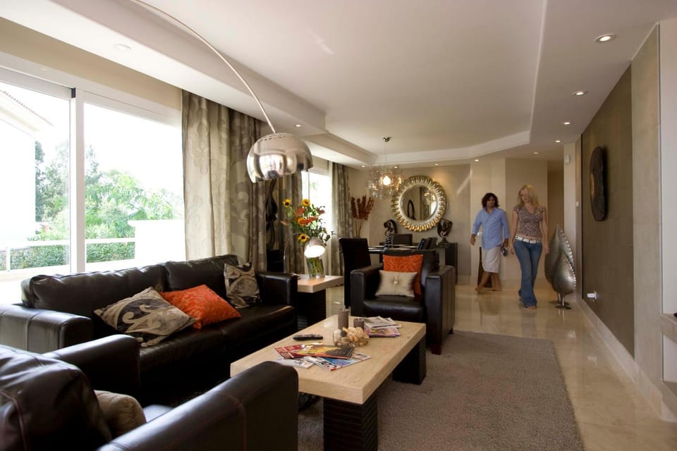Appt 311 Heaven Beach-Paseo-All year heated pool-Free Bikes Apartment in Costa del Sol