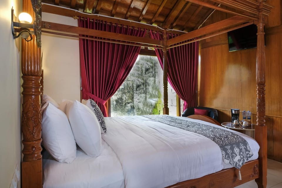 Kampoeng Joglo Boutique Hotel Hotel in Special Region of Yogyakarta