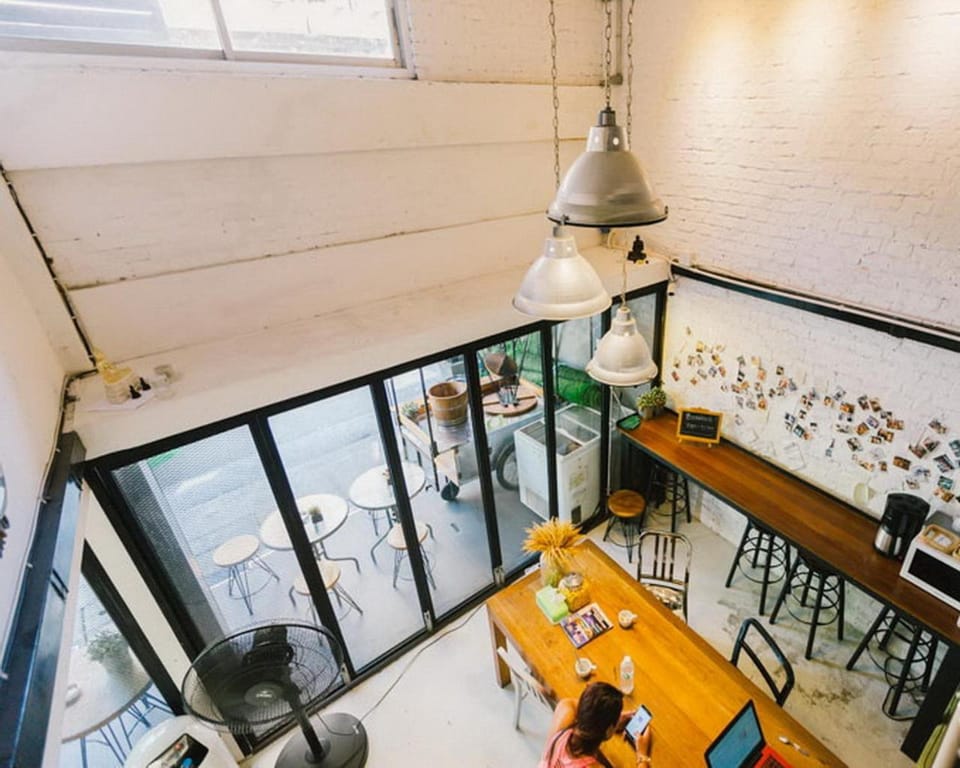 Property building, Seating area