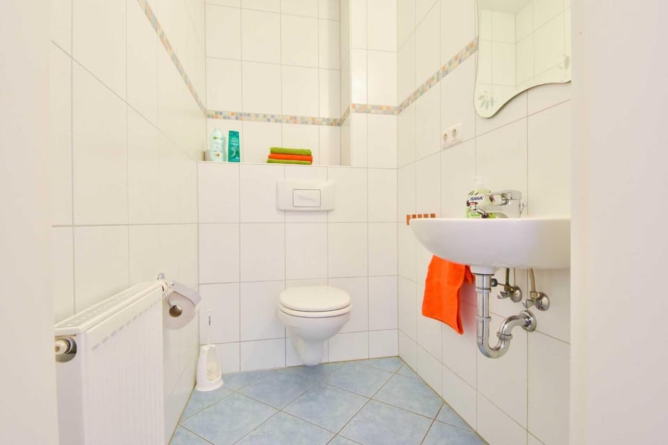 Toilet, Bathroom