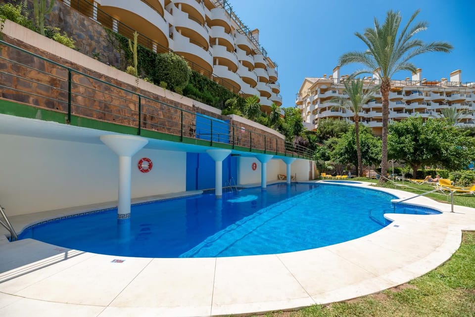 Property building, Pool view
