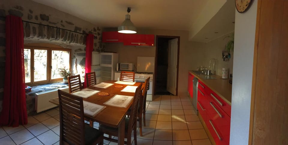 maison Mouilhade House in Auvergne-Rhône-Alpes