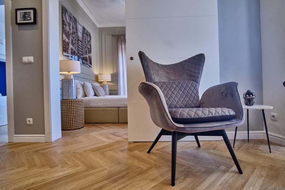 GLAMOROUS and CENTRAL ALFAMA RIVERVIEW Apartment in Lisbon