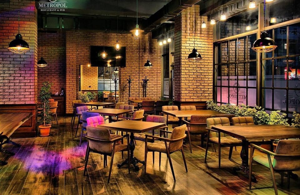 Restaurant/places to eat, Food and drinks