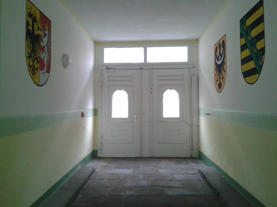 Facade/entrance, Internal: Not applicable to any particular room