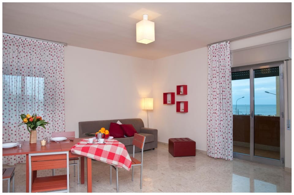 Dining area, Sea view