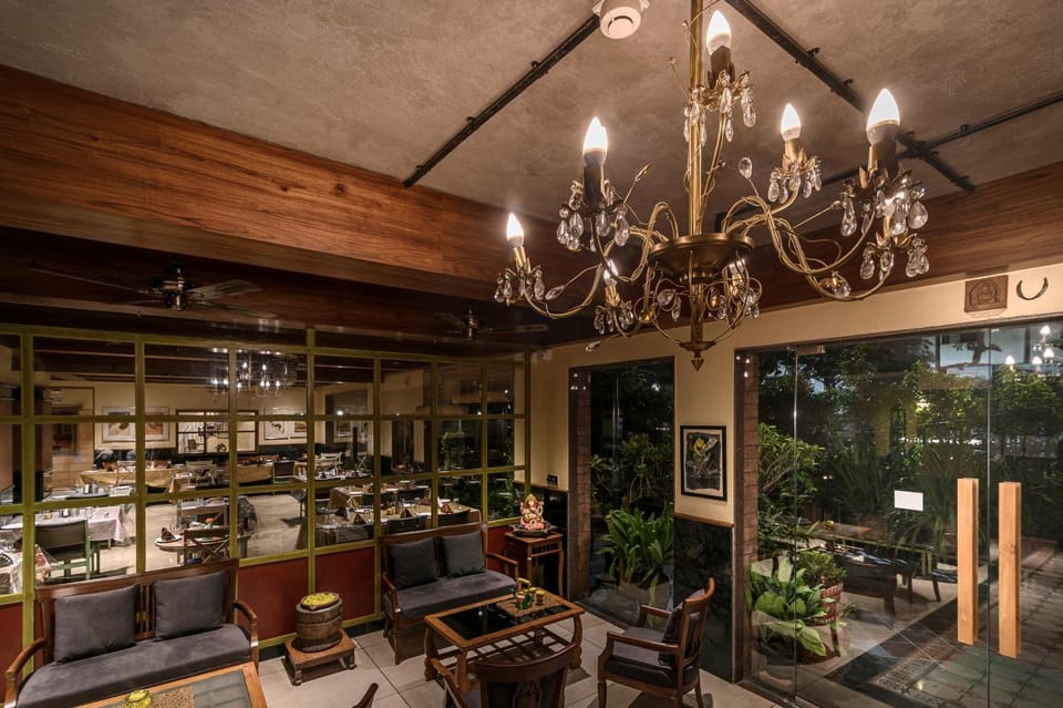 Restaurant/places to eat, Lobby or reception, Seating area