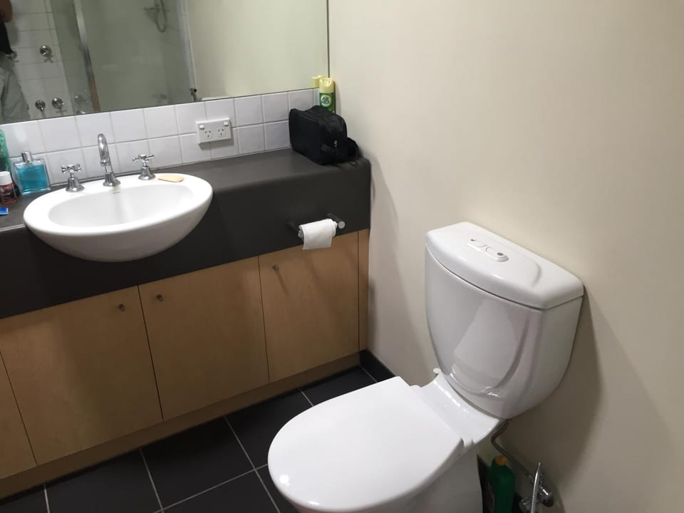 Toilet, Bathroom