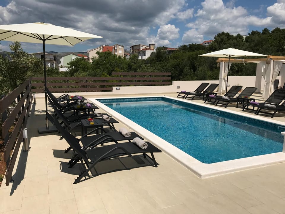 Swimming pool, Inner courtyard view