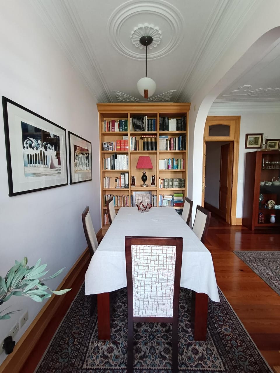 Library, Dining area, Dinner