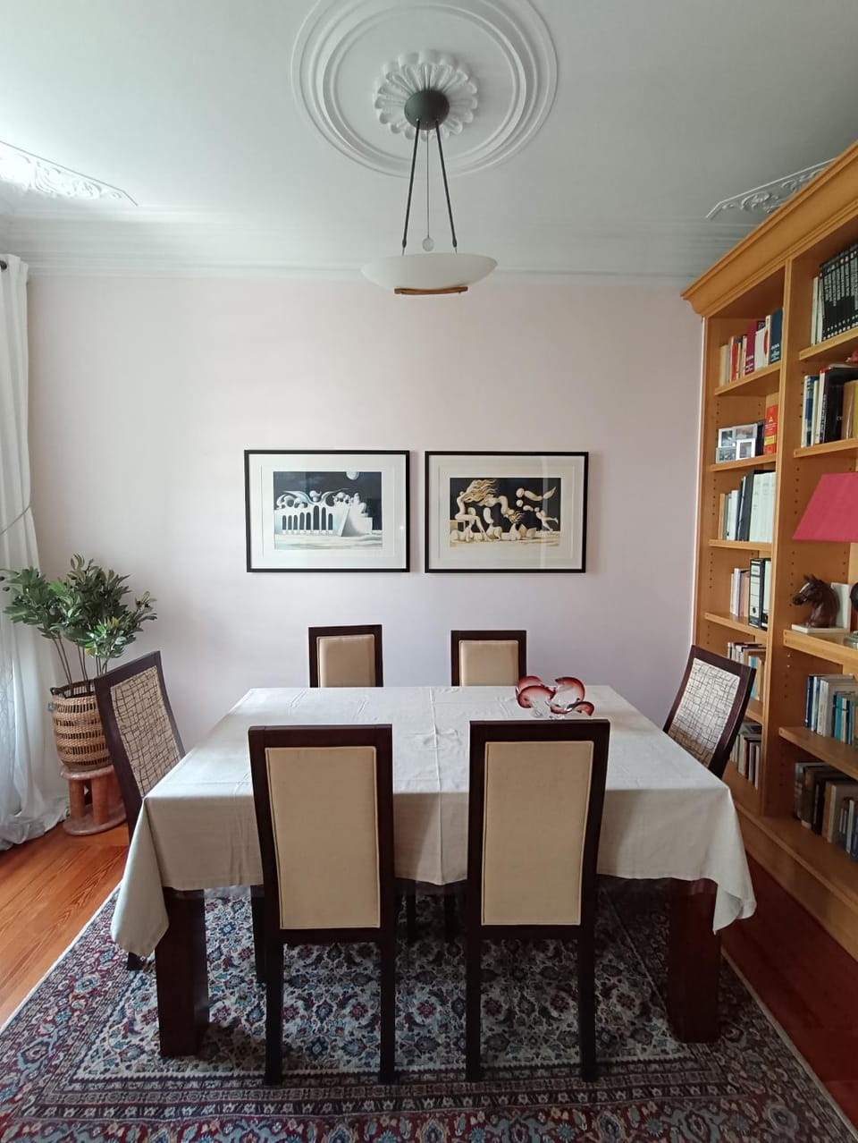 Library, Dining area, Dinner