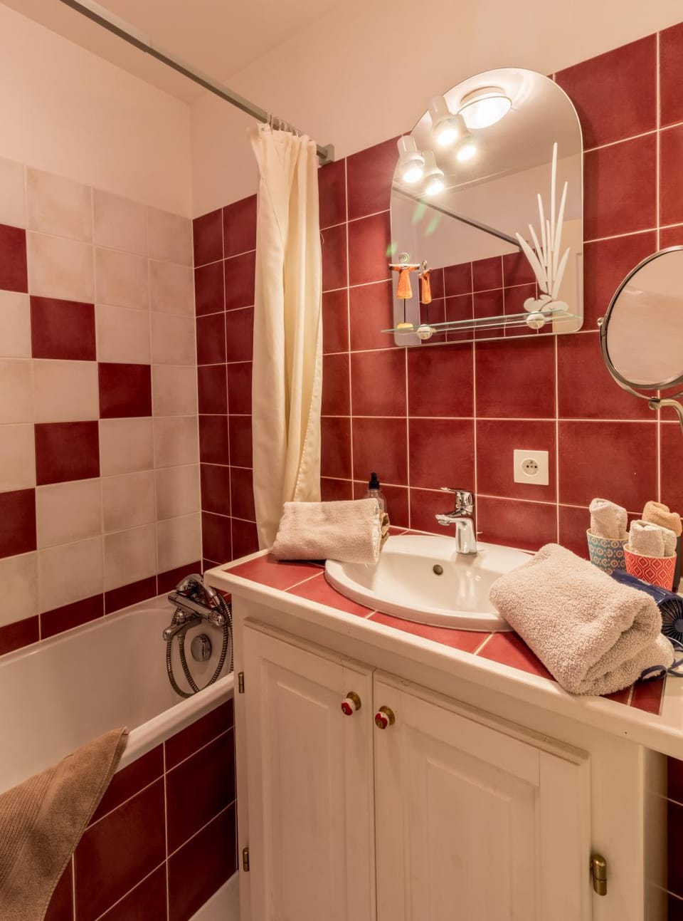 Bathroom, Bath