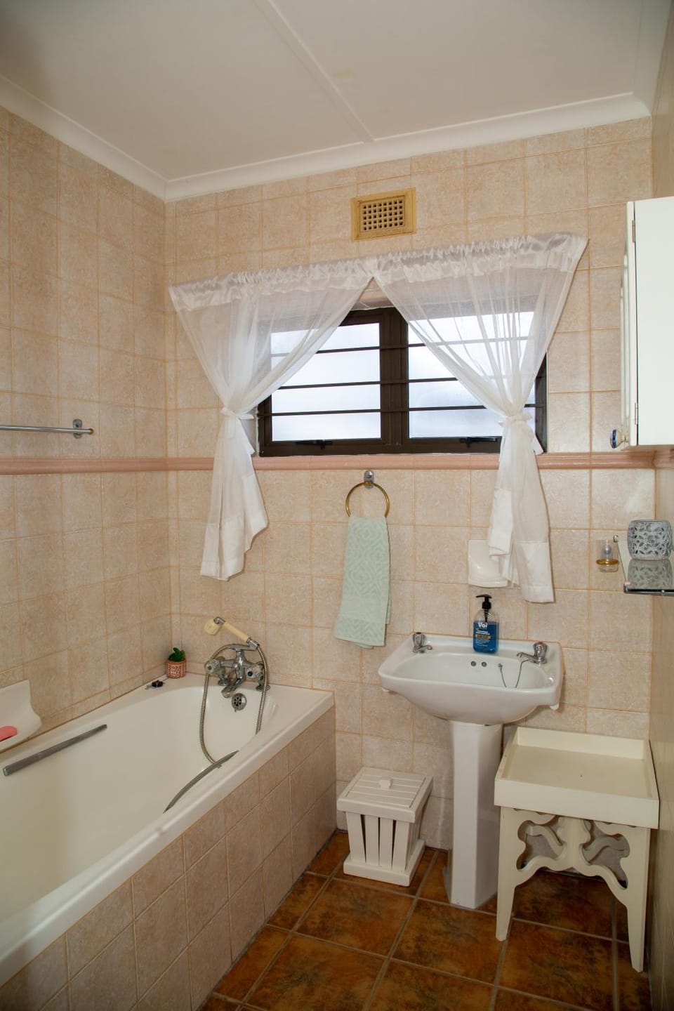 Shower, Bathroom, Bath