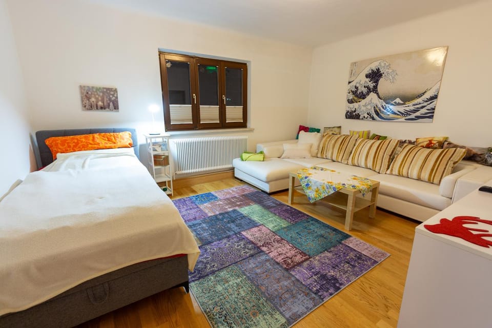 Bed, Living room, Photo of the whole room