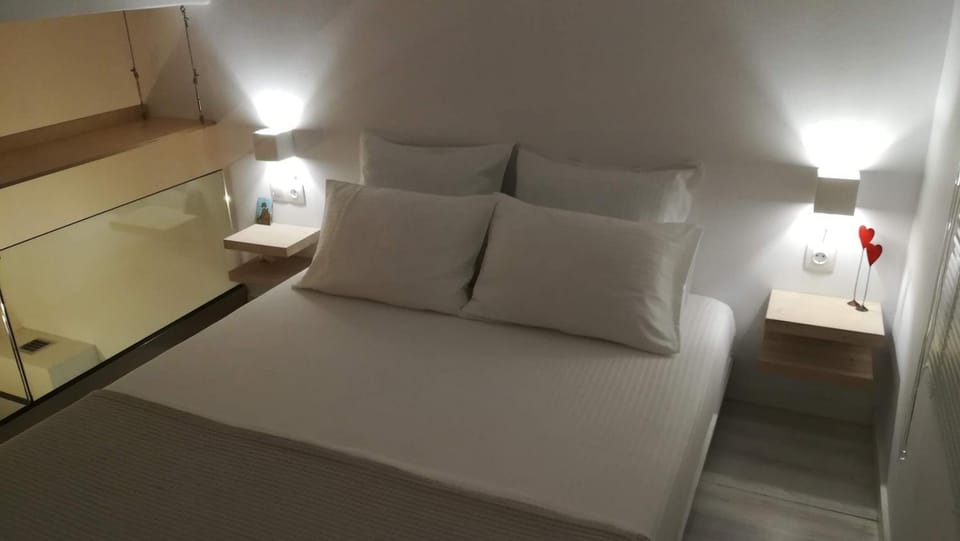 Sixteen All Seasons House Apartment in Chania