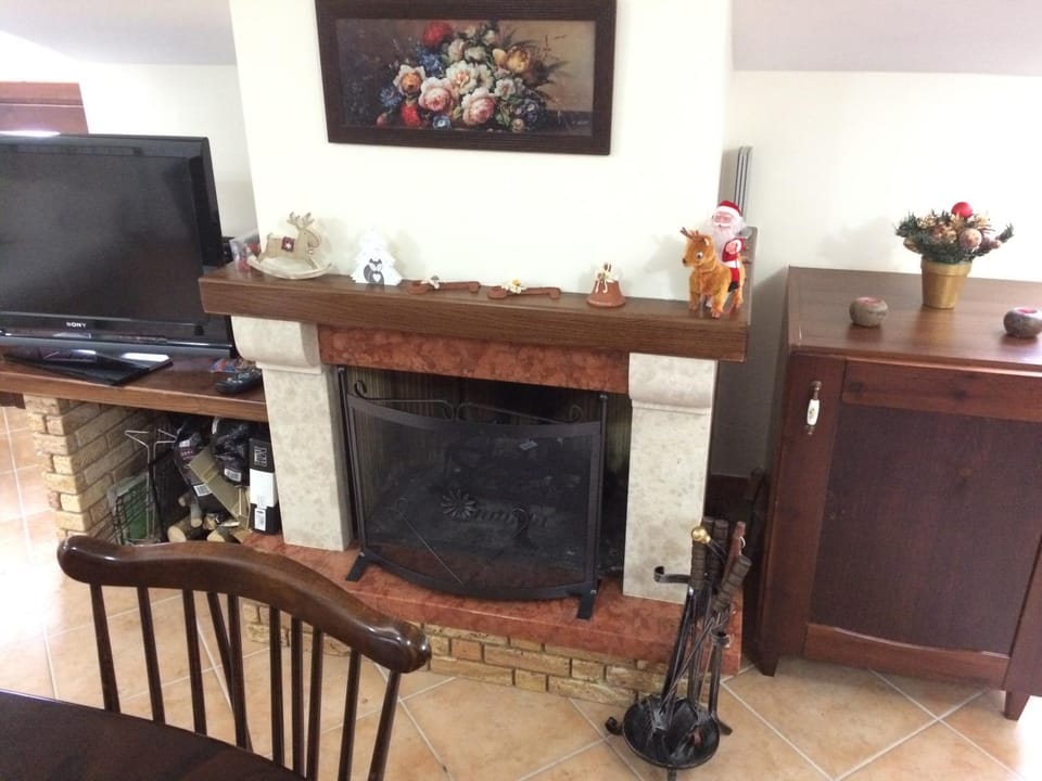 TV and multimedia, flat iron