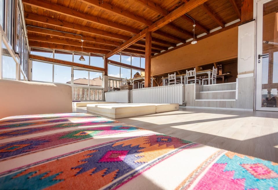 Balcony/Terrace, Other, Meeting/conference room