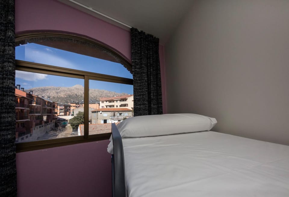 View (from property/room), Landmark view, Mountain view