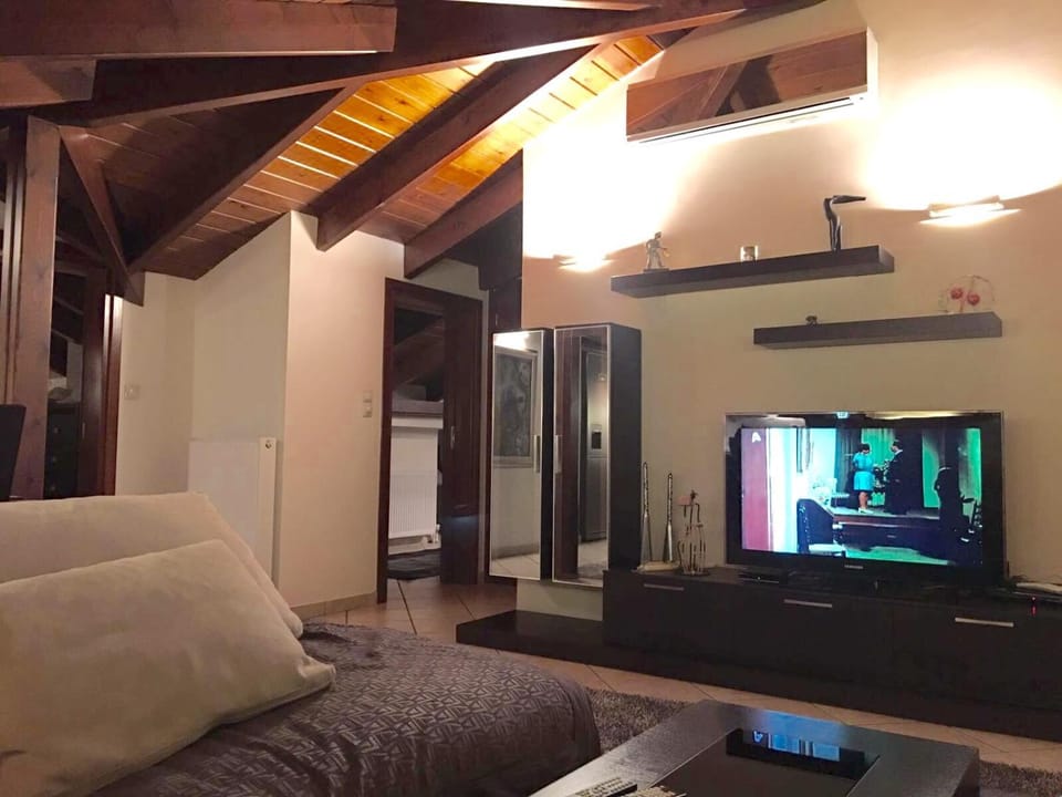 TV and multimedia, Seating area, Evening entertainment