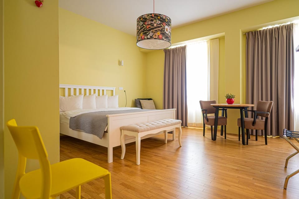 Photo of the whole room