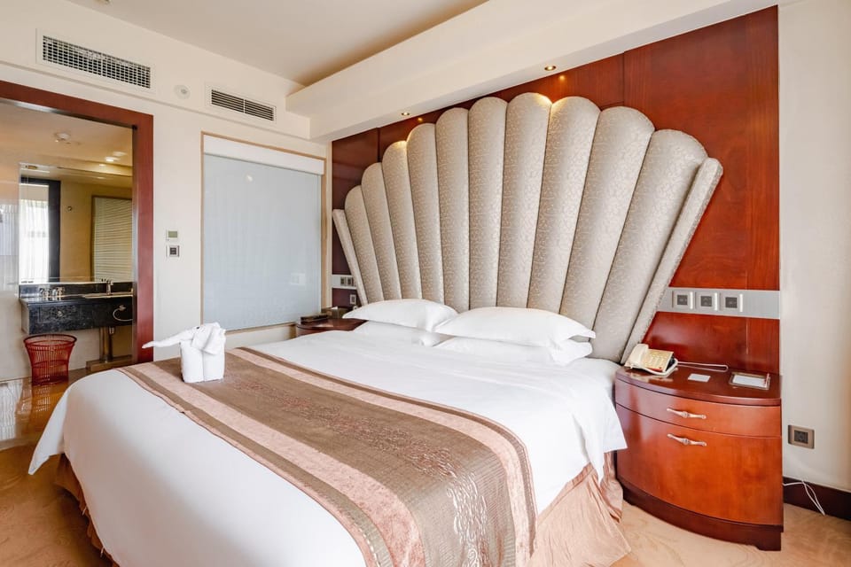 Ramada Chengdu North Hotel in Chengdu