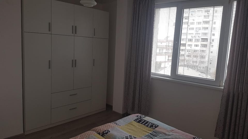 Bedroom, wardrobe