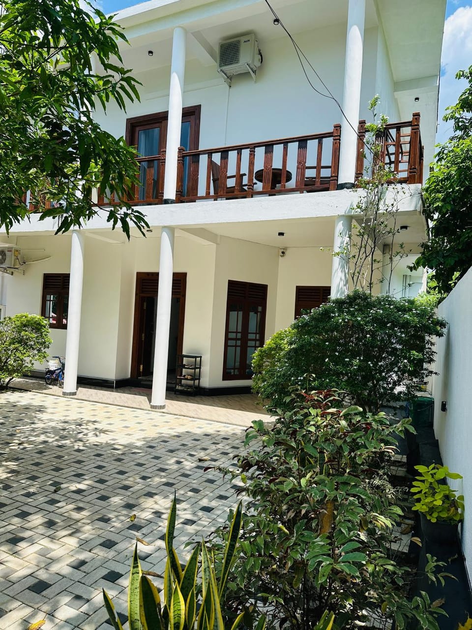 Secret Mirage Bed and Breakfast in Mirissa