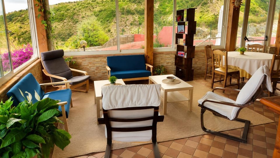 Lounge or bar