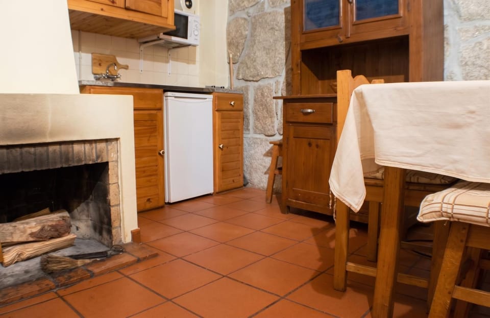 Cosy apartment in Seia, 25 sqm, welcoming fireplace Apartment in Portugal