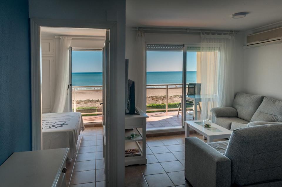 PRIMERISIMA LINES DE PLAYA AP10 apartamento Apartment in Safor