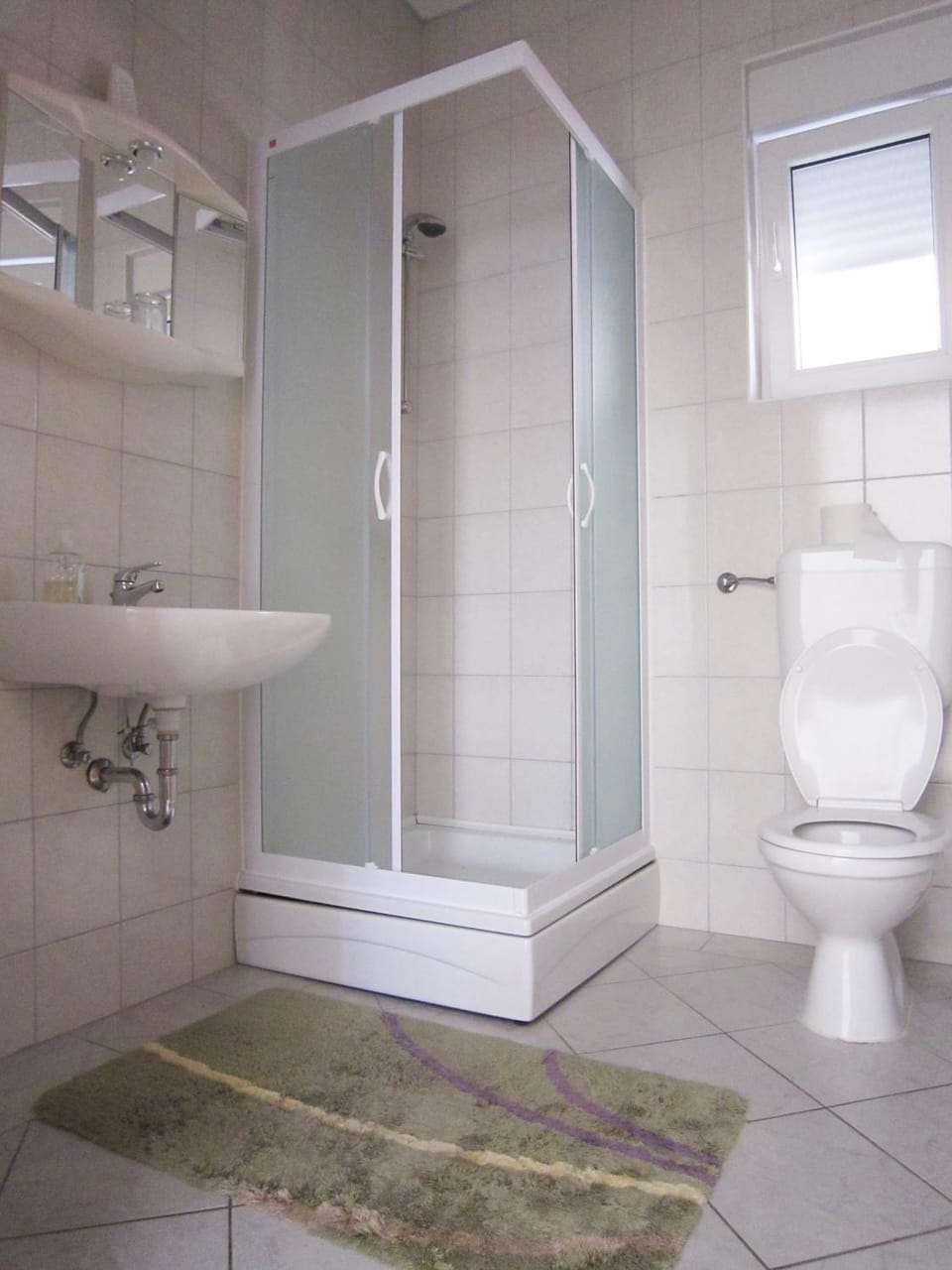 Shower, Toilet, Bathroom