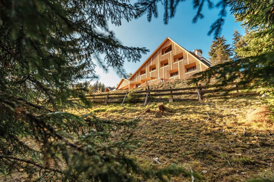 Property building, Natural landscape, Garden, Hiking