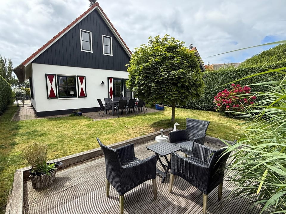 Buitenplaats 41 Villa in Callantsoog