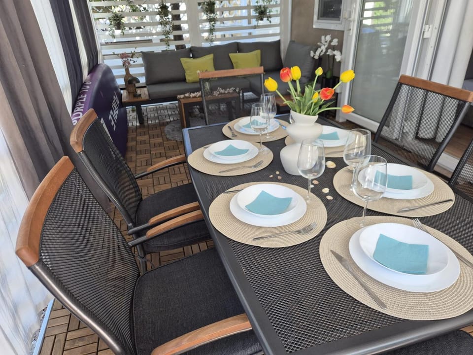 Beach Beauty Mobile Home - Biograd, Soline Campground/ 
RV Resort in Biograd na Moru
