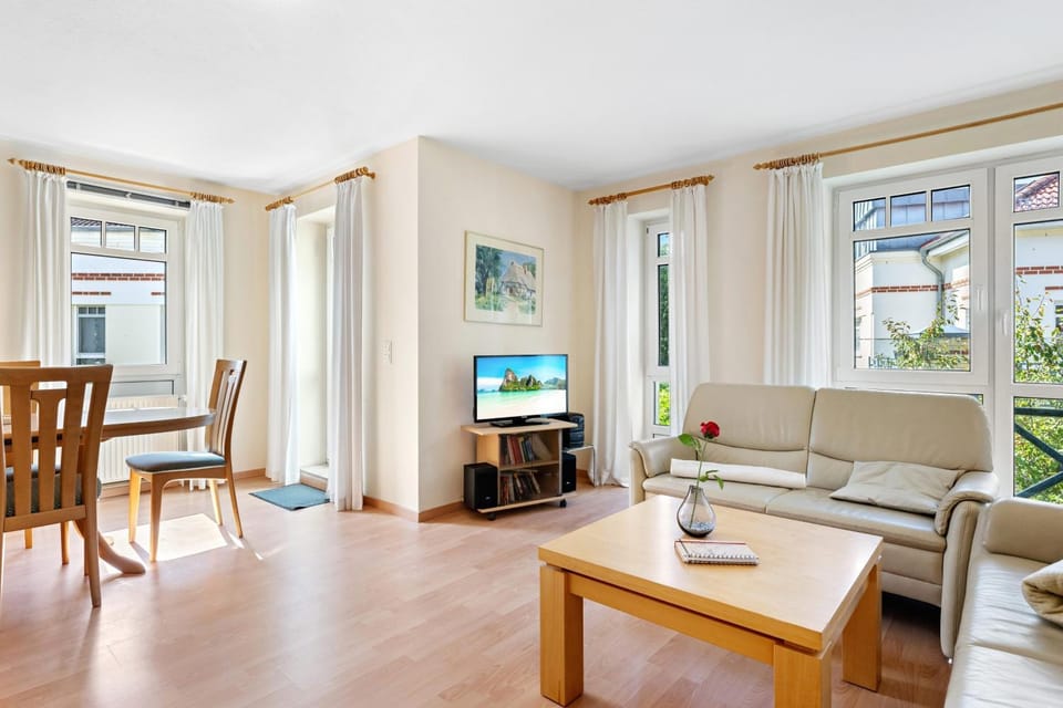 Residenz "Am Postplatz", Villa Sonja, Whg 10 Apartment in Zingst