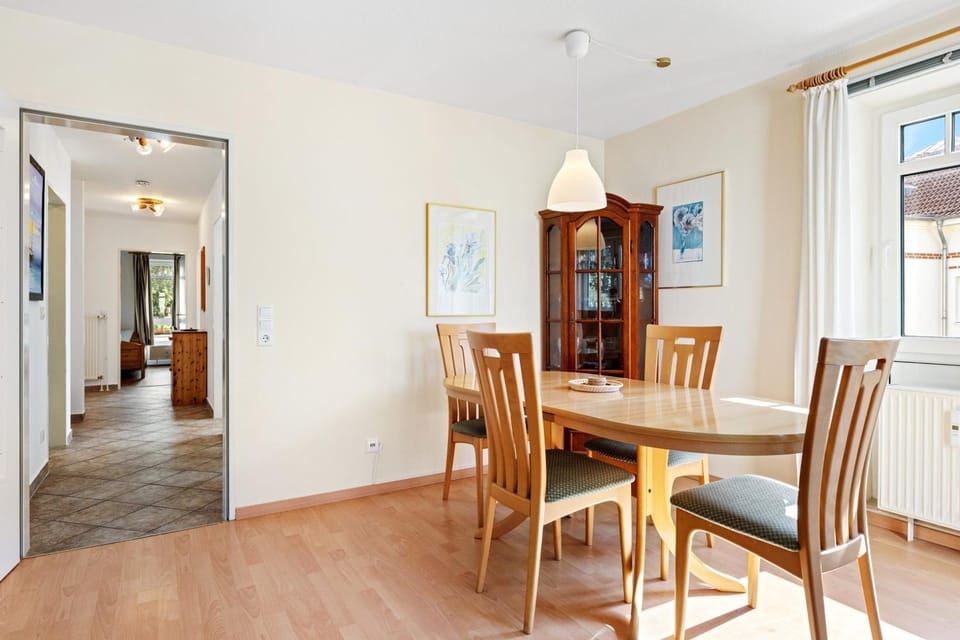 Residenz "Am Postplatz", Villa Sonja, Whg 10 Apartment in Zingst
