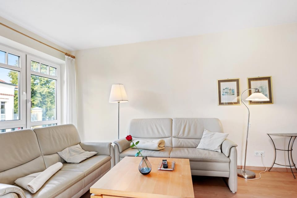 Residenz "Am Postplatz", Villa Sonja, Whg 10 Apartment in Zingst