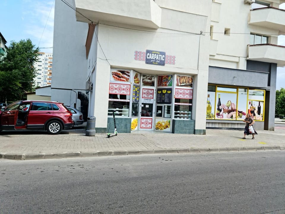 Property building, Facade/entrance